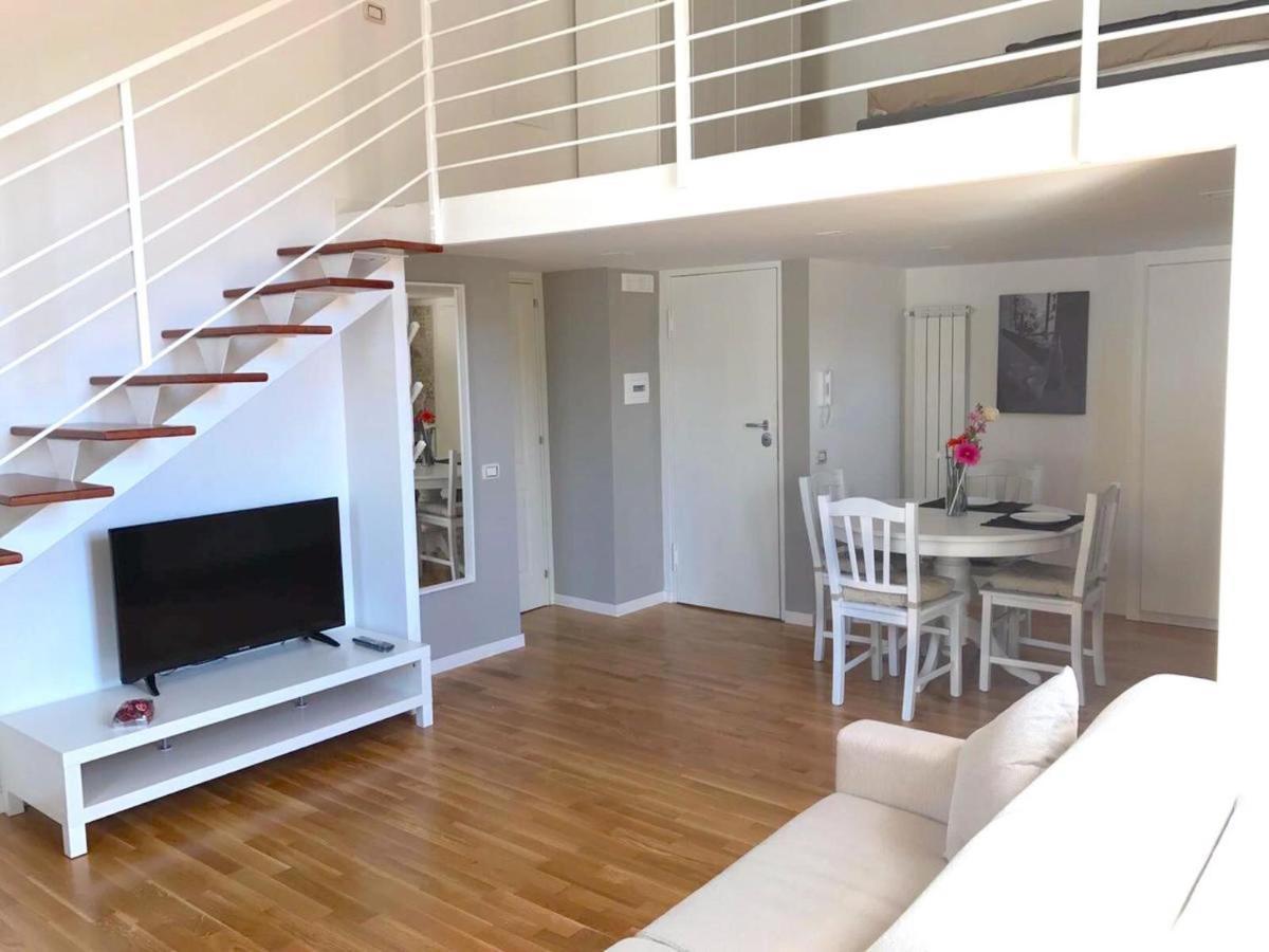 Stay In Naples Flats ภายนอก รูปภาพ